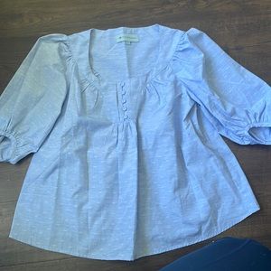 Blue puff sleeve shirt